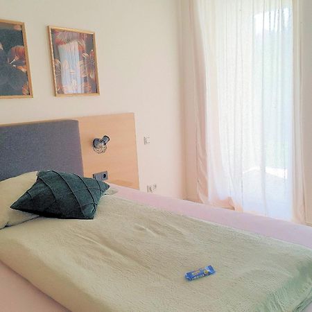 Con4rent Living - Businesszimmer nahe Messe Stuttgart Kirchheim unter Teck Exterior foto