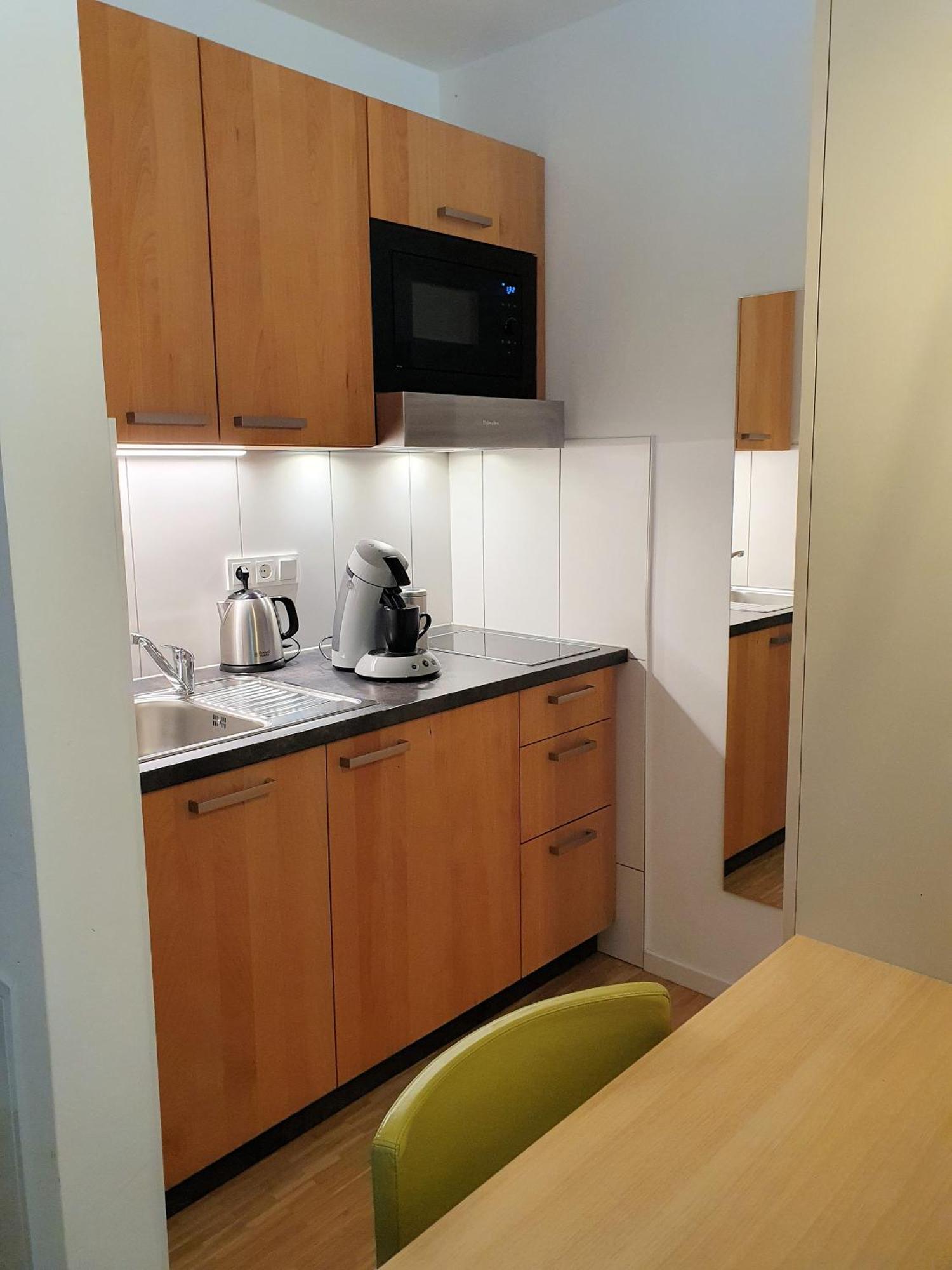 Con4rent Living - Businesszimmer nahe Messe Stuttgart Kirchheim unter Teck Exterior foto
