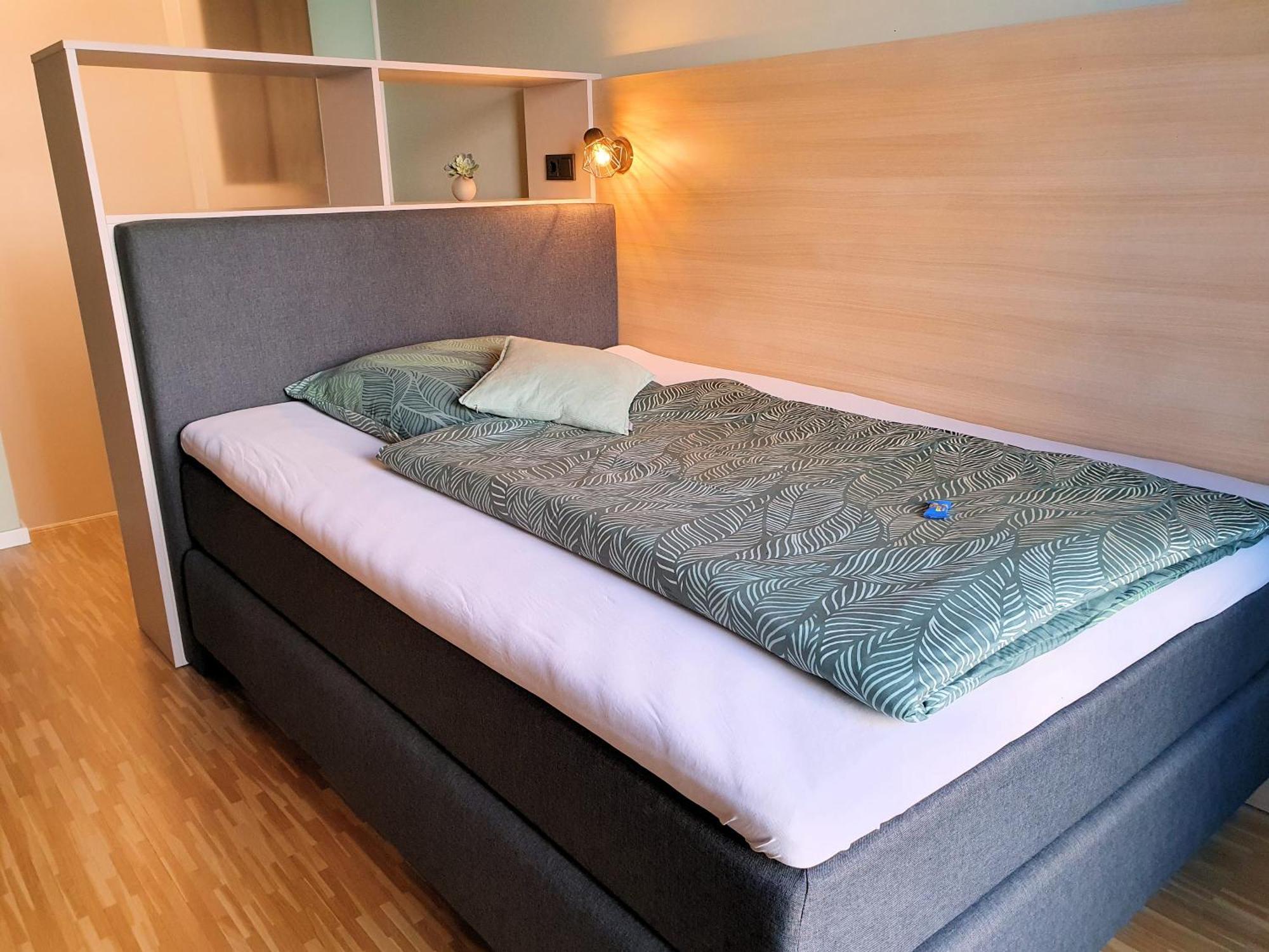 Con4rent Living - Businesszimmer nahe Messe Stuttgart Kirchheim unter Teck Exterior foto
